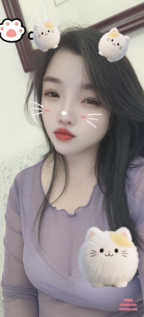白云原装C杯大咪咪逼紧水多--小辣椒