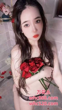 白云性感粉嫩妹妹-萱萱