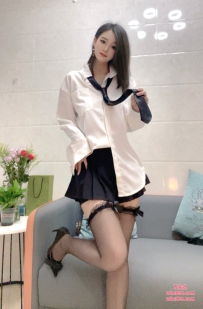 白云高颜值38C高挑身材-琪琪
